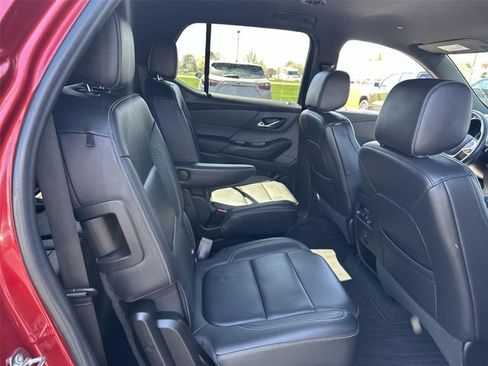 Certified 2023 Chevrolet Traverse LT w/ Midnight/Sport Edition AWD/4WD image 25