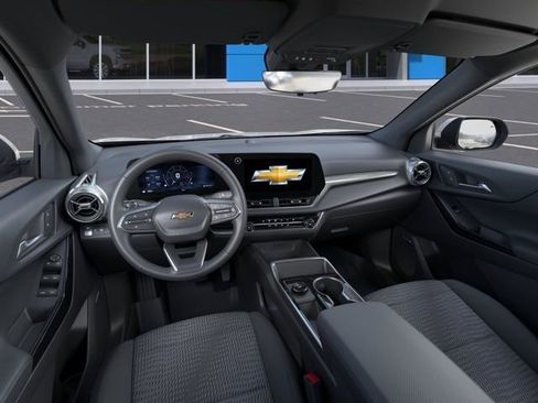 New 2026 Chevrolet Equinox LT w/ Safety and Technology Package FWD image 15