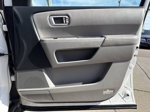 Used 2013 Honda Pilot Touring image 24
