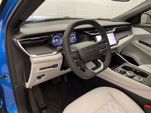 New 2026 Jeep Cherokee Overland image 17