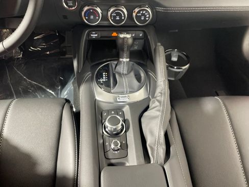New 2026 MAZDA MX-5 Miata RF Grand Touring w/ Weather Package RWD image 17