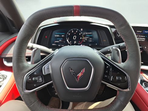 Used 2021 Chevrolet Corvette Stingray Preferred Cpe w/ Z51 Performance Package RWD image 10