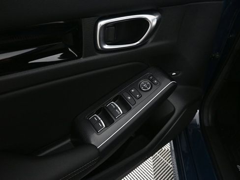 Used 2025 Honda Civic Sport image 8