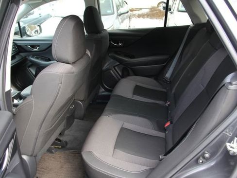 Used 2020 Subaru Outback Premium image 29