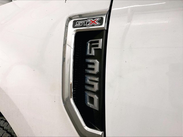 Used 2020 Ford F350 XL w/ STX Appearance Package AWD/4WD image 14
