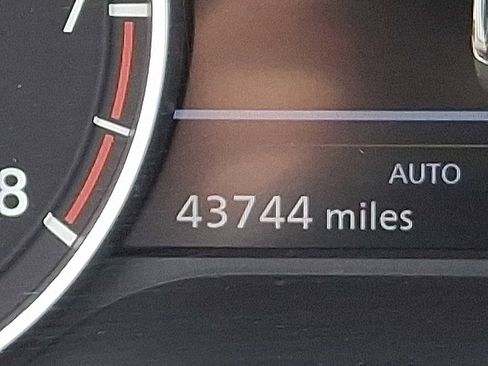 Used 2023 Nissan Rogue S image 22