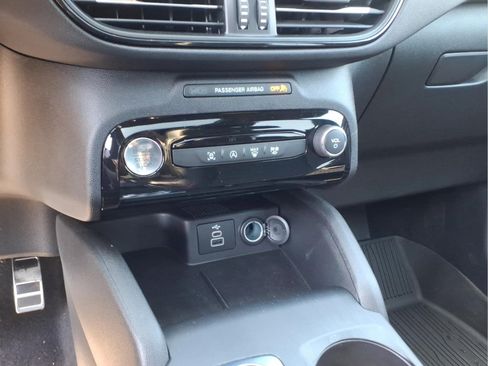 Used 2024 Ford Escape ST-Line w/ Tech Pack #1 image 18