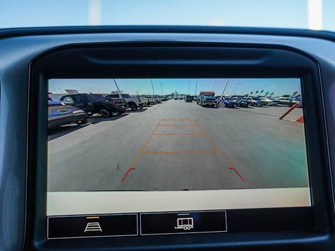 Used 2021 Chevrolet Silverado 1500 LT Trail Boss w/ Convenience Package II image 23