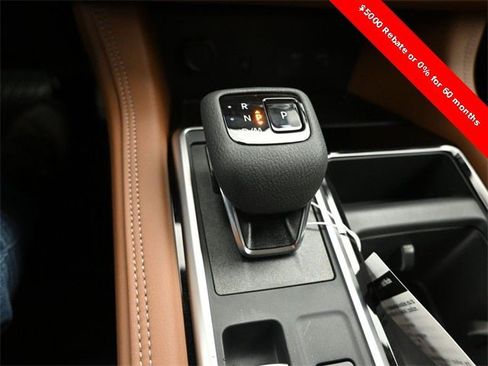 New 2025 Nissan Pathfinder Platinum image 22