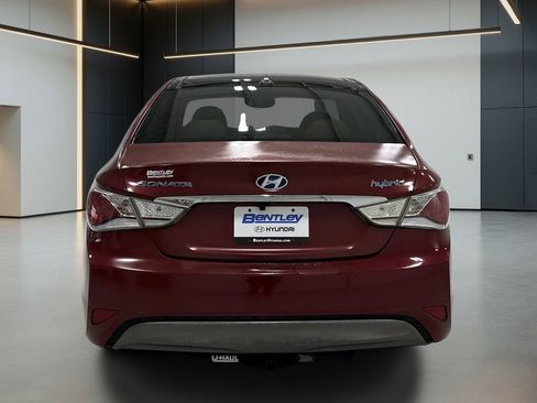 Used 2012 Hyundai Sonata Hybrid w/ Ultimate Pkg FWD image 4