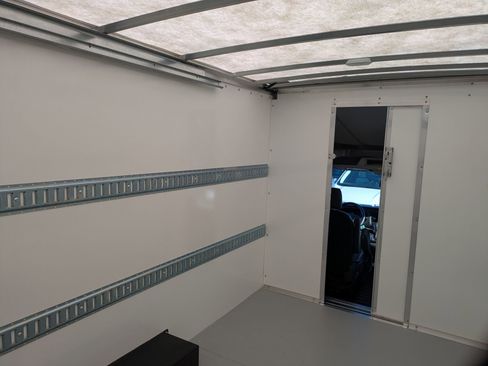 New 2025 Ford Transit 350 image 27