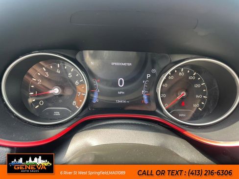 Used 2020 Jeep Compass Trailhawk image 14