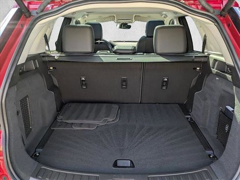 Certified 2025 Land Rover Discovery Sport S image 6