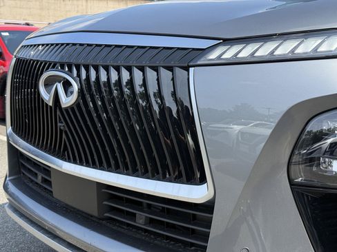 New 2026 INFINITI QX80 Luxe w/ Cargo Package AWD/4WD image 10