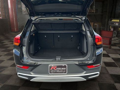 Certified 2021 Buick Encore GX Preferred w/ Cold Weather Comfort Package FWD image 26
