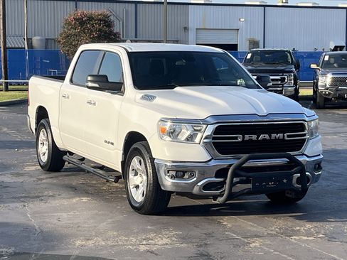 Used 2019 RAM 1500 Big Horn RWD image 5