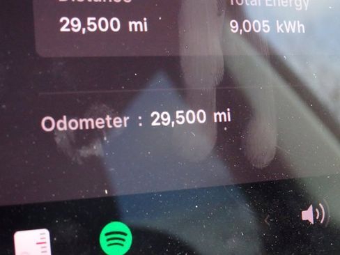 Used 2023 Tesla Model Y Long Range image 21