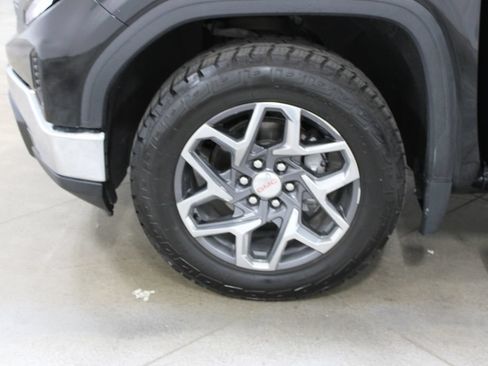 Used 2022 GMC Sierra 1500 SLT w/ SLT Convenience Package AWD/4WD image 59