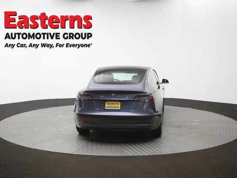 Used 2020 Tesla Model 3 Standard Range Plus RWD image 31