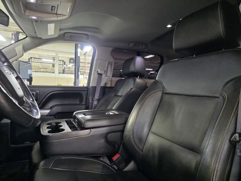 Used 2015 Chevrolet Silverado 2500 LT w/ LT Convenience Package image 24