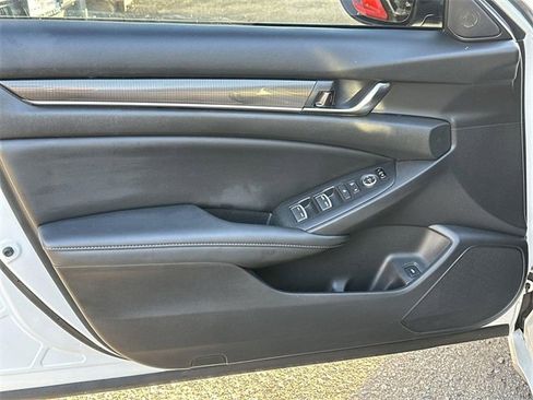 Used 2019 Honda Accord Sport image 19