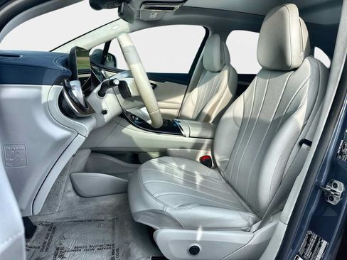 Used 2023 Mercedes-Benz EQE 350+ SUV image 11