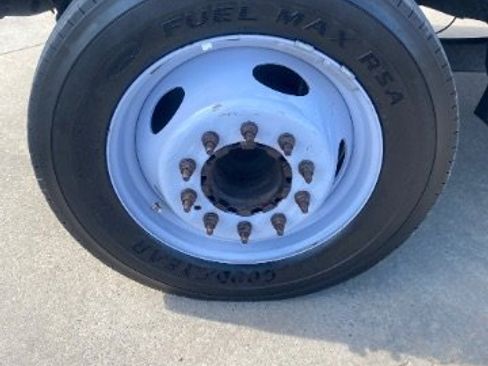 Used 2012 Ford F450 XL w/ Trailer Tow Pkg image 30