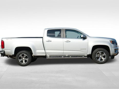 Used 2017 Chevrolet Colorado W/T w/ WT Convenience Package image 8