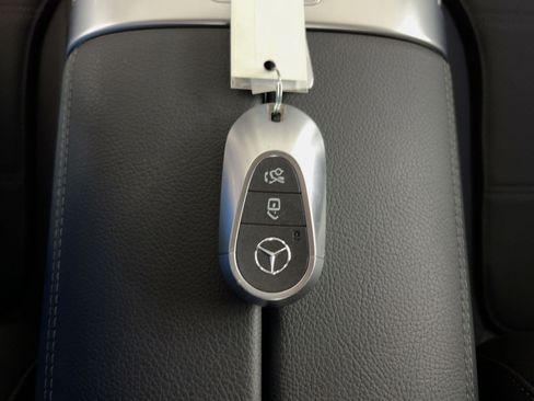 Certified 2025 Mercedes-Benz C 300 Sedan image 32