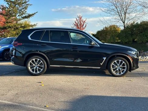 Certified 2024 BMW X5 xDrive40i w/ Premium Package image 8