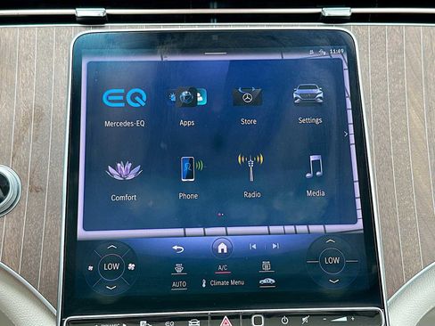 Used 2023 Mercedes-Benz EQS 450+ 4MATIC SUV image 15