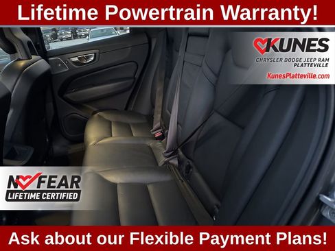 Used 2018 Volvo XC60 T8 Inscription w/ Advanced Package image 24