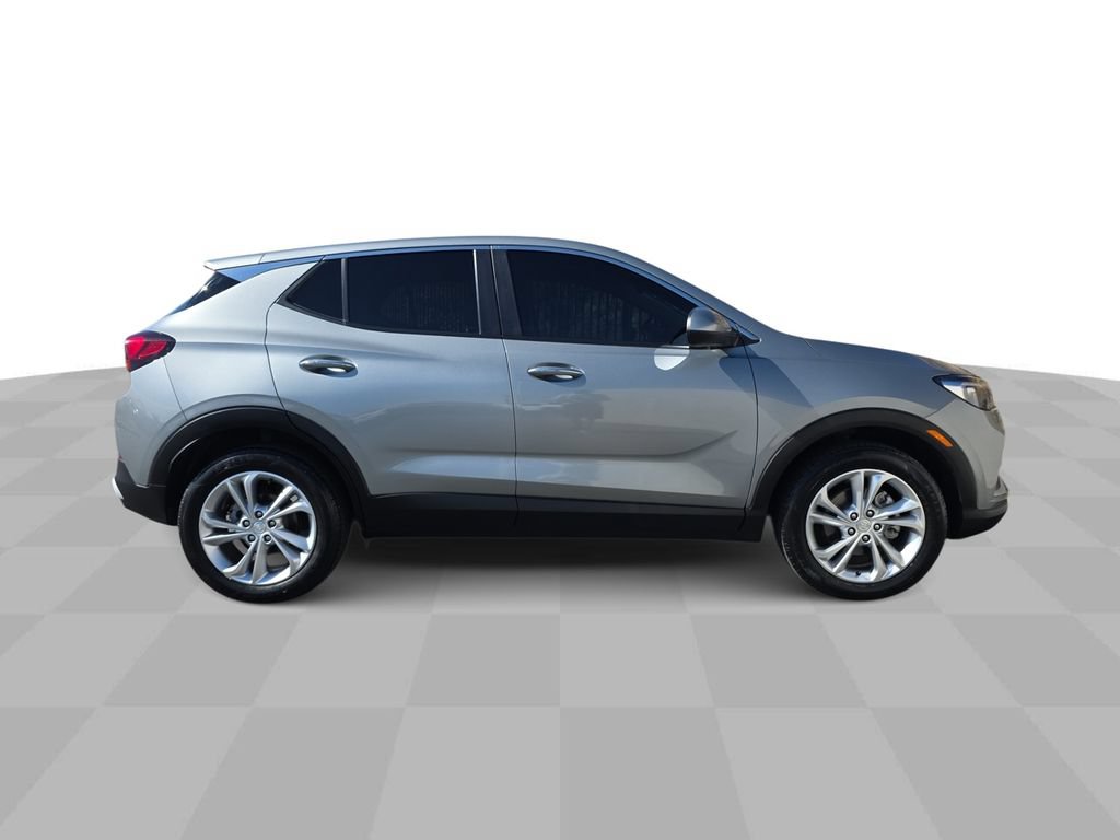 Used 2023 Buick Encore GX Preferred w/ Cold Weather Comfort Package FWD image 9