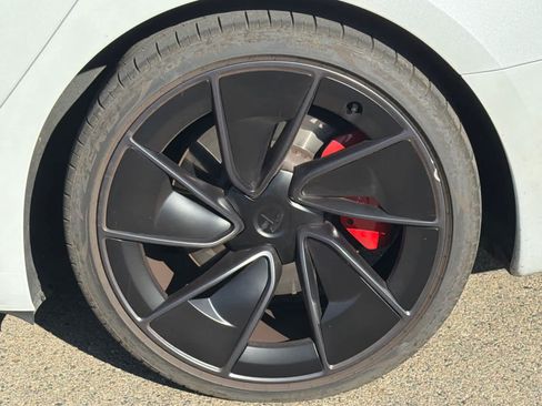 Used 2024 Tesla Model 3 Performance AWD/4WD image 25