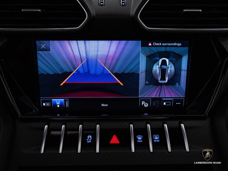 Used 2023 Lamborghini Urus Performante AWD/4WD image 58