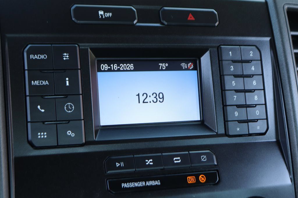 Used 2022 Ford F250 XL w/ Power Equipment Group RWD image 24