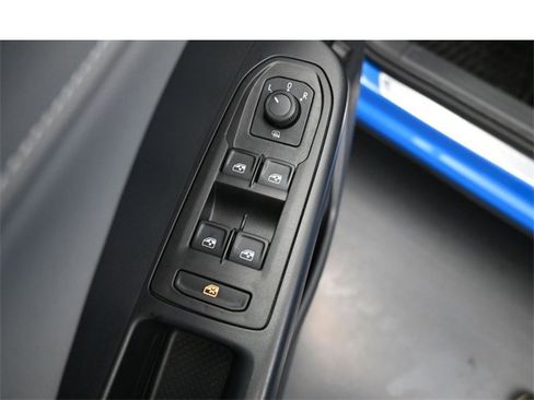 Used 2024 Volkswagen Taos SE image 12