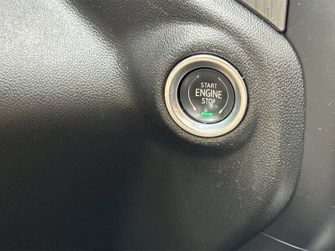 Used 2021 GMC Sierra 2500 Denali w/ Denali Ultimate Package image 22