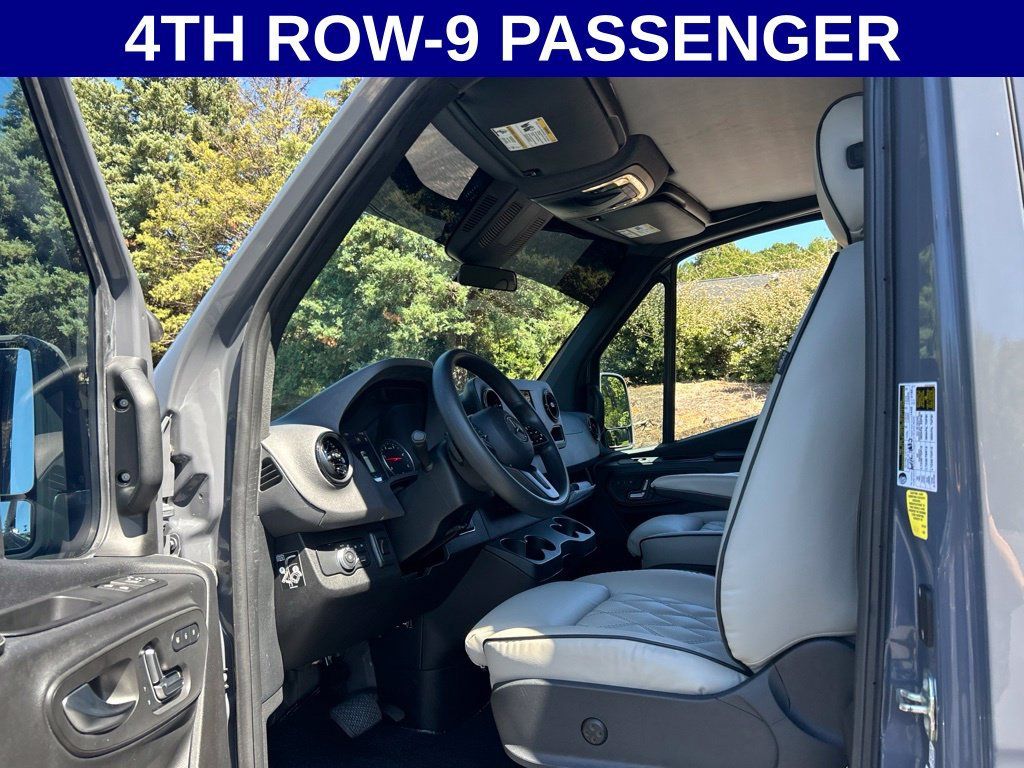 Used 2022 Mercedes-Benz Sprinter 2500 image 56