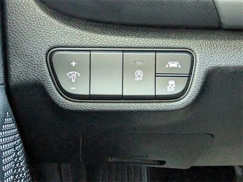 Used 2023 Kia Seltos LX image 22