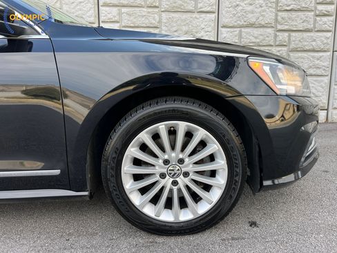 Used 2017 Volkswagen Passat 1.8T SE image 11