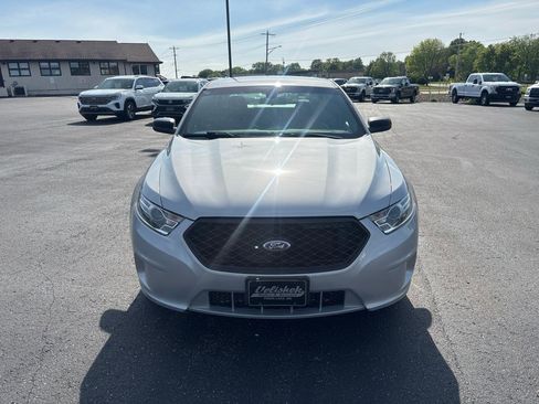 Used 2019 Ford Taurus Police Interceptor AWD image 8