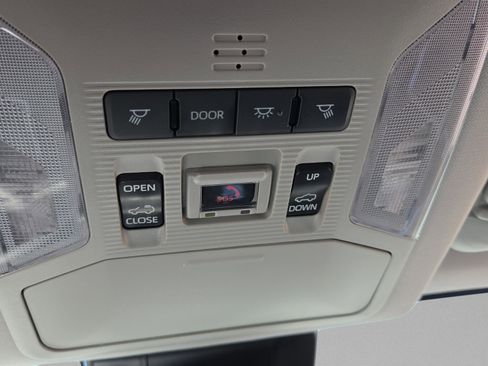 Certified 2025 Toyota RAV4 XLE Premium image 34