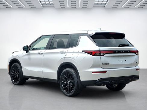 New 2026 Nissan Rogue SL AWD/4WD image 6