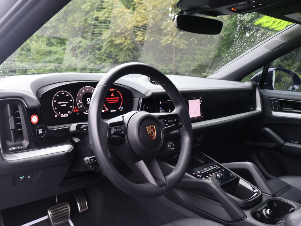 Certified 2024 Porsche Cayenne S AWD/4WD image 4