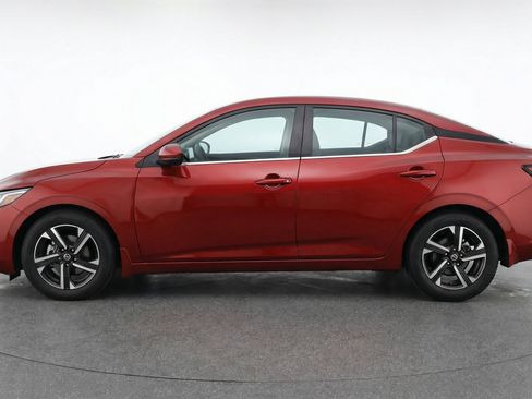 Used 2025 Nissan Sentra SV image 5
