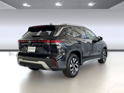 New 2026 Volkswagen Tiguan S FWD image 9