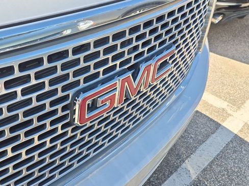 Used 2016 GMC Yukon Denali w/ Open Road Package AWD/4WD image 8