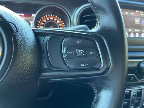 Used 2021 Jeep Wrangler Unlimited Sport image 10