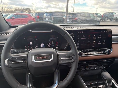 Used 2025 GMC Canyon AT4 w/ Technology Plus Package image 6